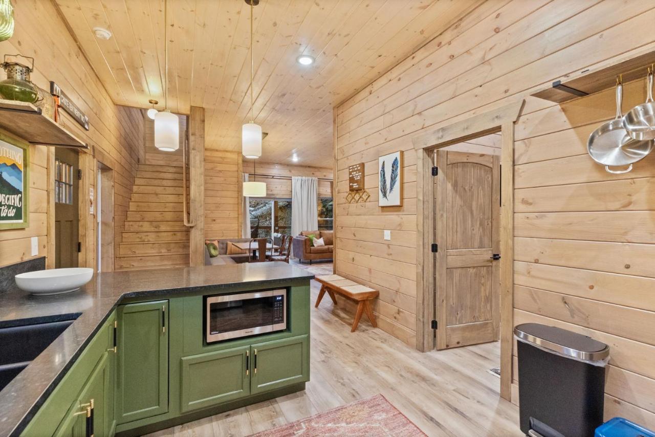 Mins To Gburg Sleeps 8 Hot Tub Arcade Area Pool Villa Gatlinburg Kültér fotó